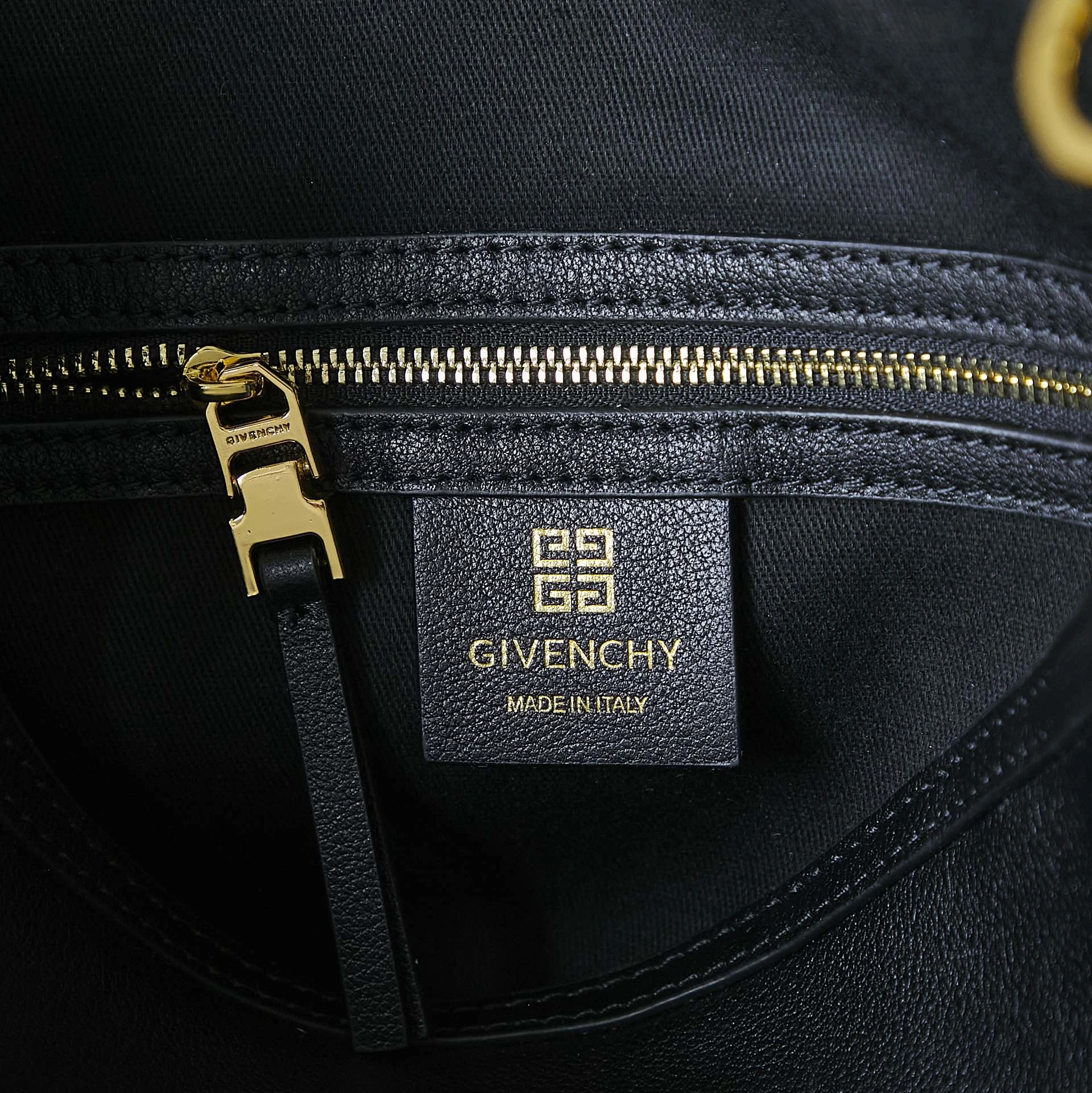 WaterResistant Givenchy Satchel Bags 71730
