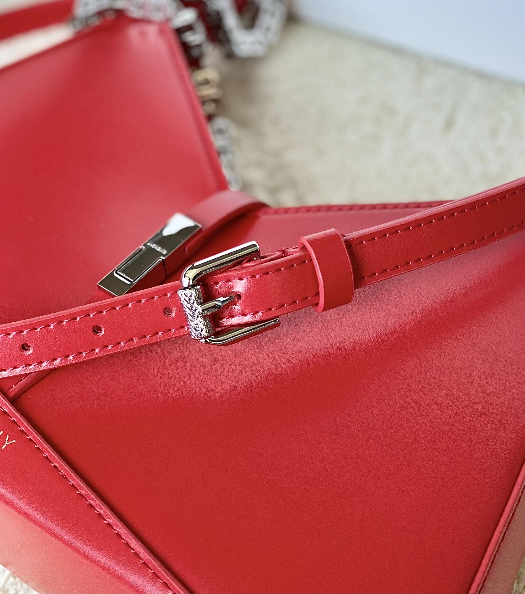 Minimalist Givenchy Satchel Bags 71717