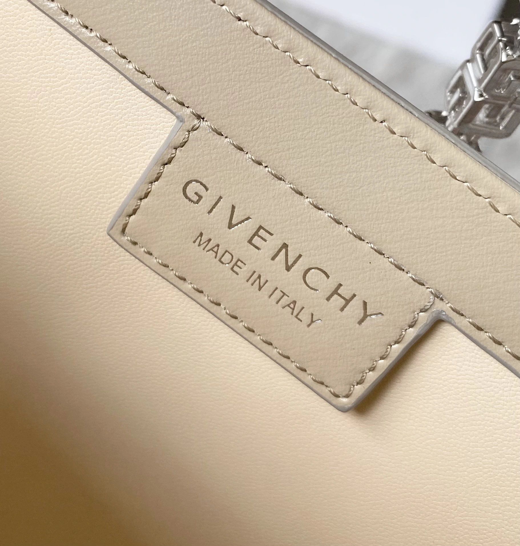 Givenchy Satchel Bags RelaxedFit 71708