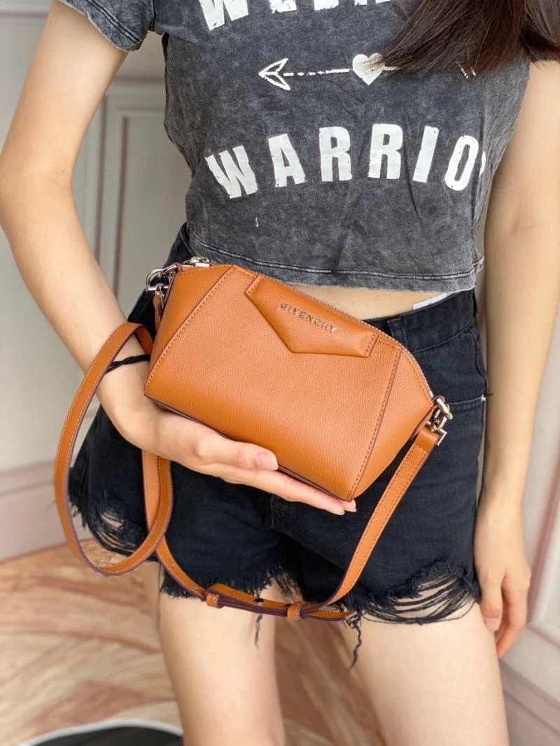 Chic Givenchy Satchel Bags 44898
