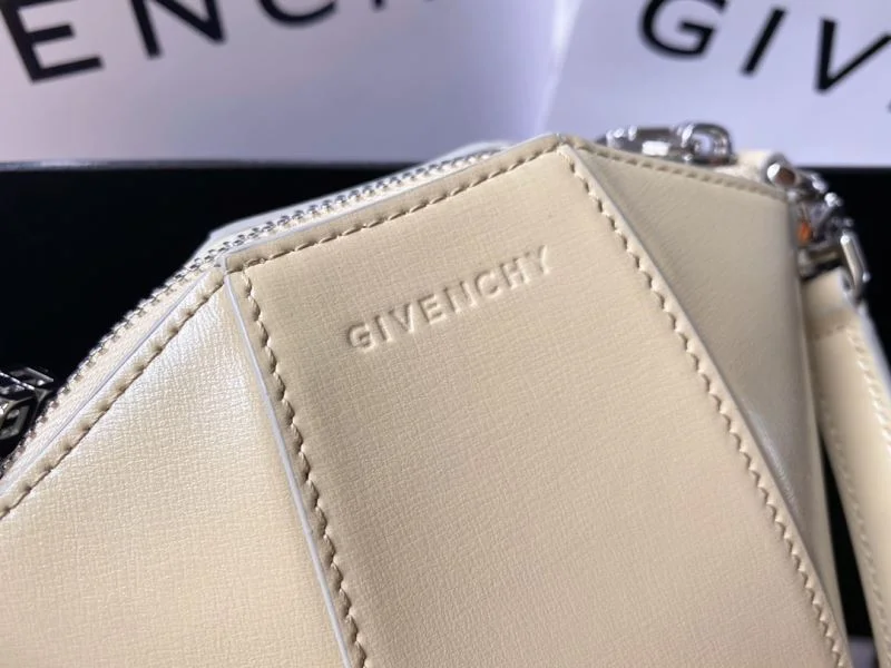 Givenchy Satchel Bags Bold 44744