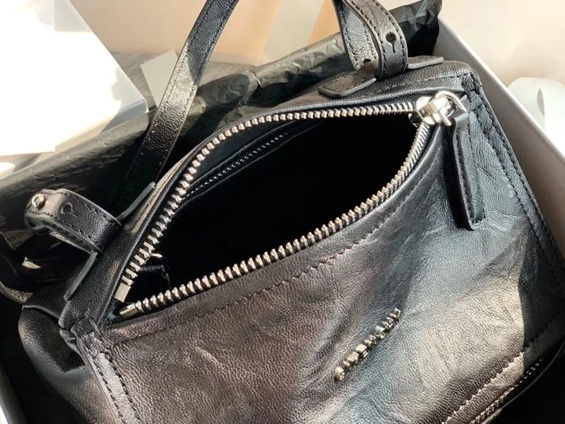 Tailored Givenchy Satchel Bags 44736