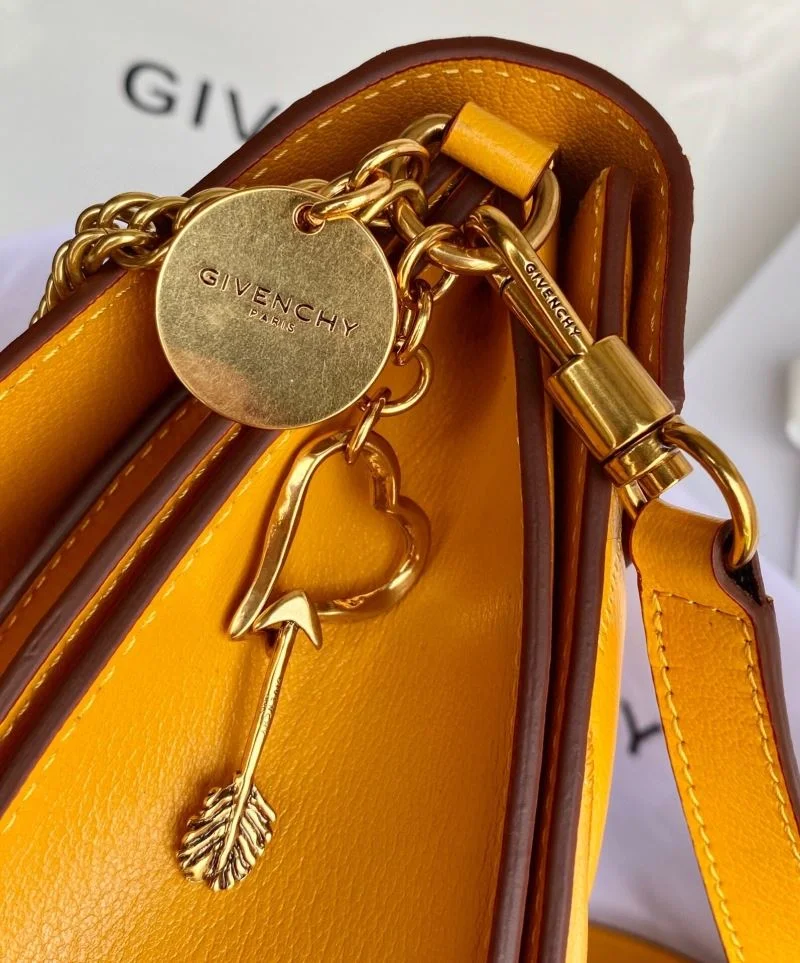 Sporty Givenchy Satchel Bags 44734