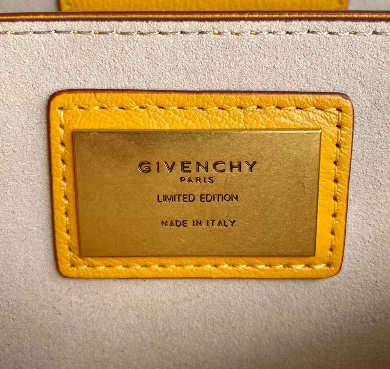 Sporty Givenchy Satchel Bags 44734
