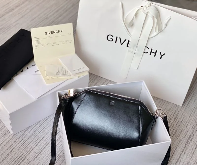 UrbanChic Givenchy Satchel Bags 44731