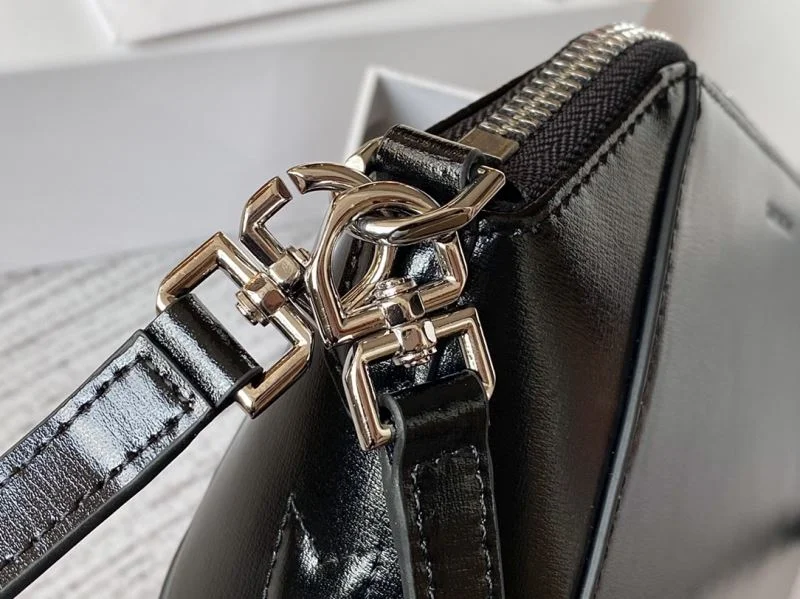 UrbanChic Givenchy Satchel Bags 44731