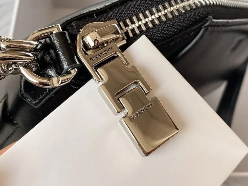 UrbanChic Givenchy Satchel Bags 44731
