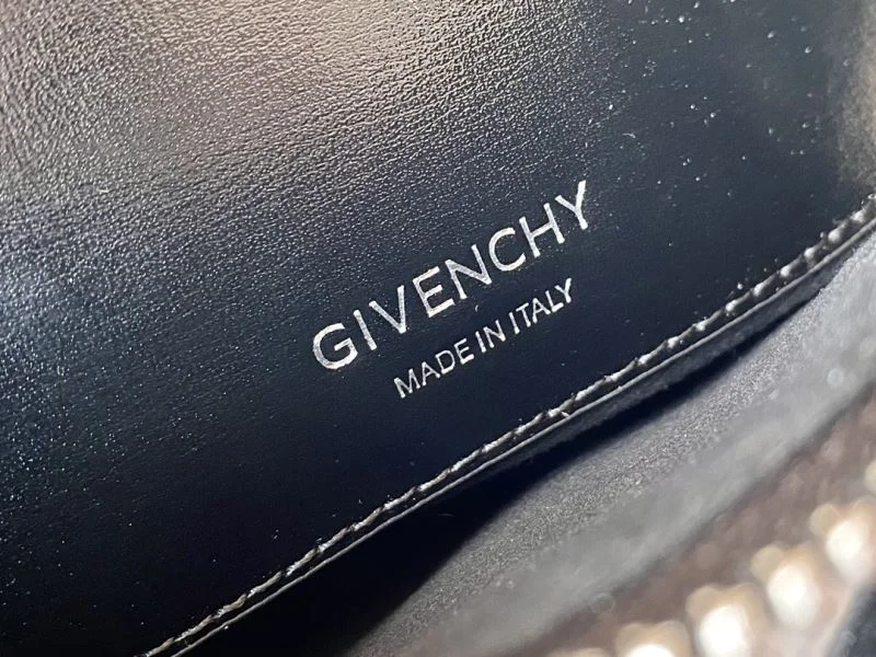 UrbanChic Givenchy Satchel Bags 44731