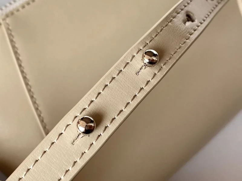 Timeless Givenchy Satchel Bags 44807