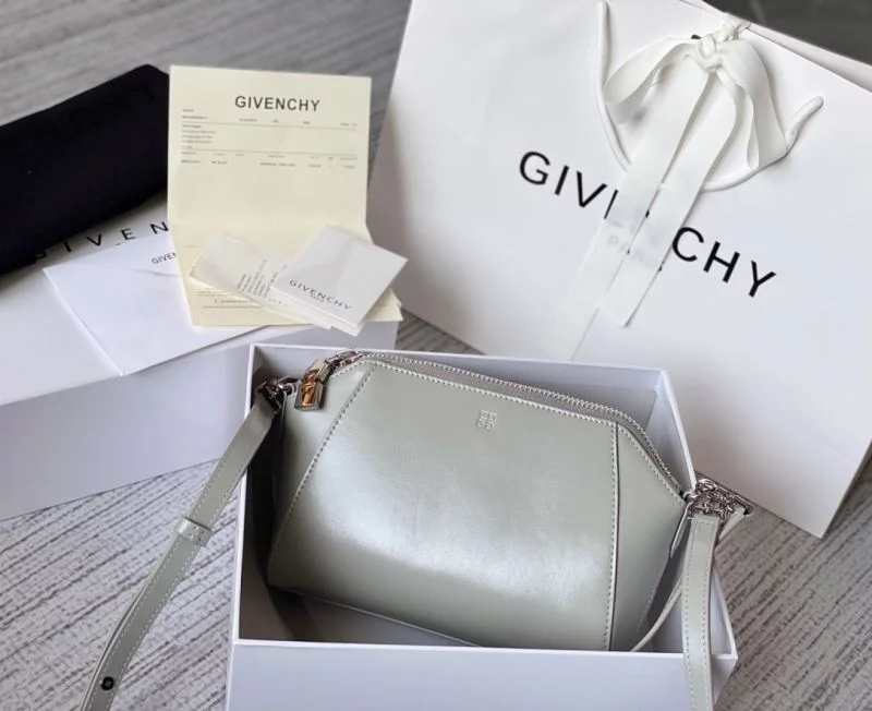 Chic Givenchy Satchel Bags 44724