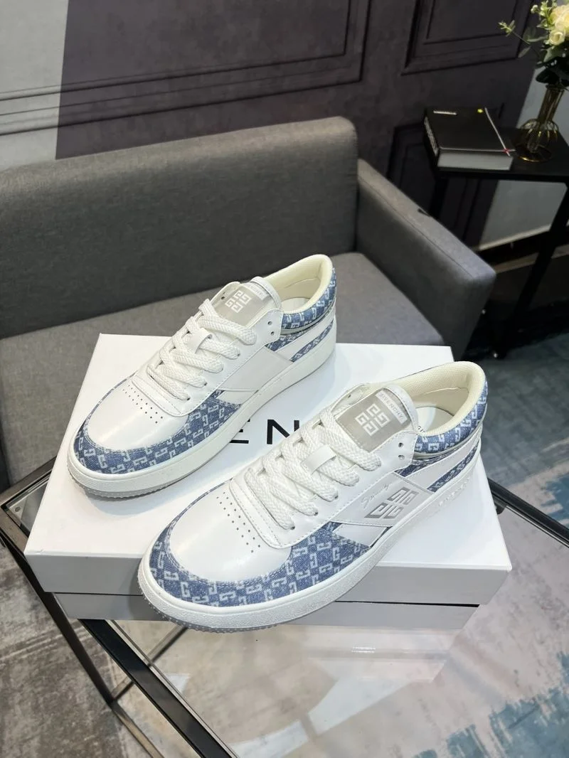 Versatile Givenchy Shoes 4642
