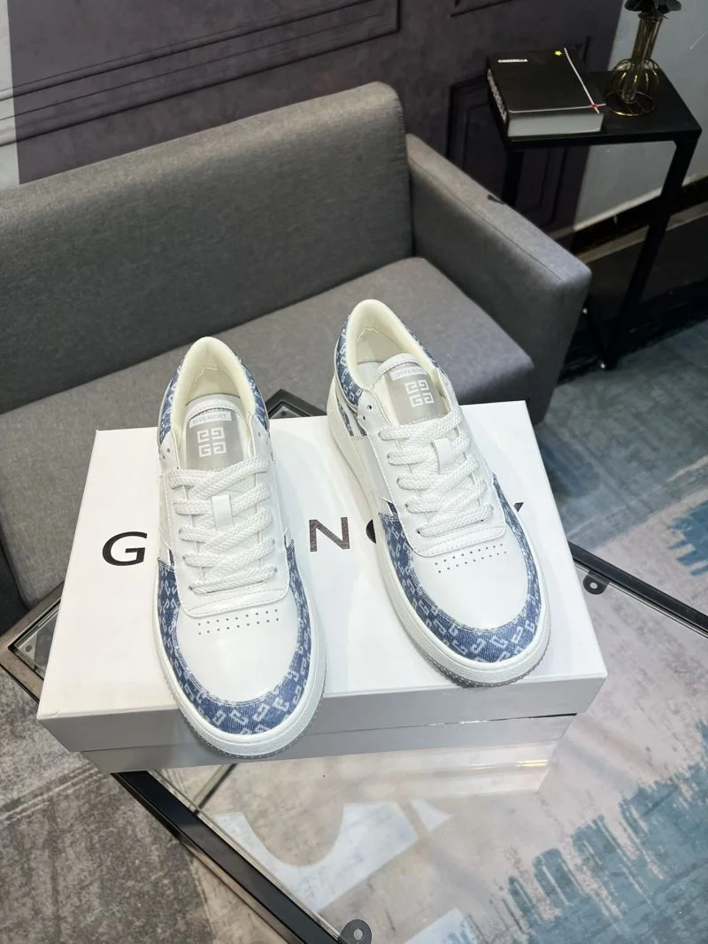 Versatile Givenchy Shoes 4642