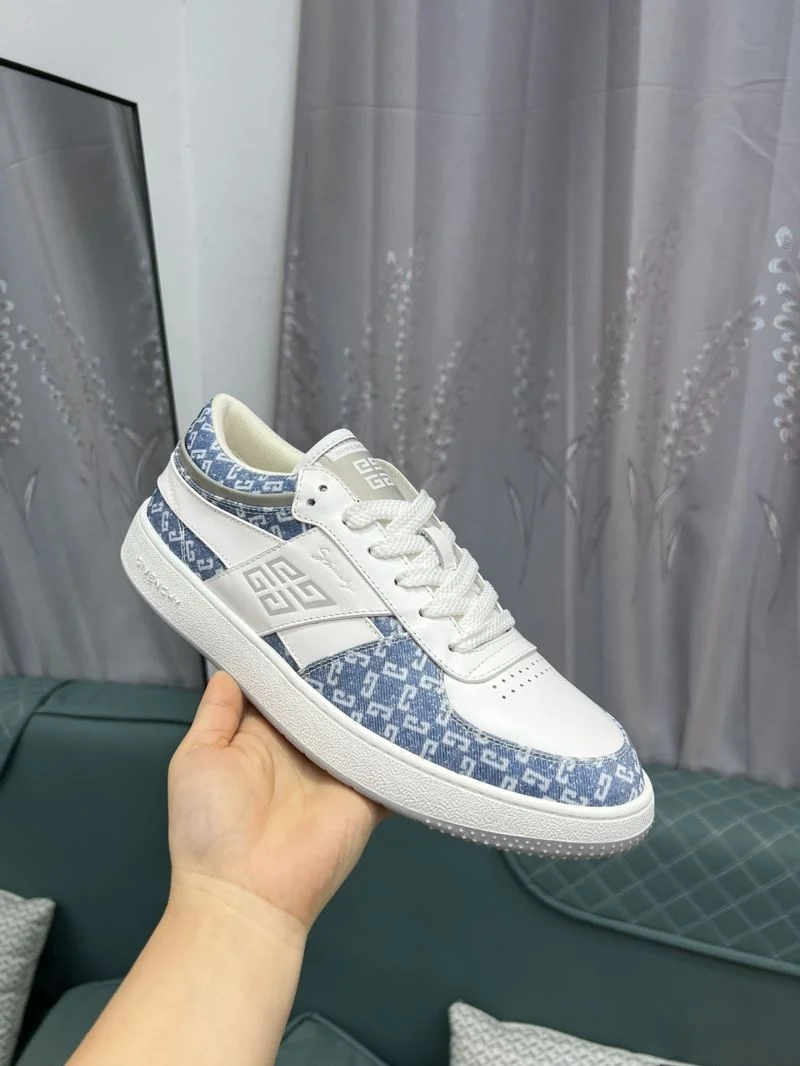 Versatile Givenchy Shoes 4642