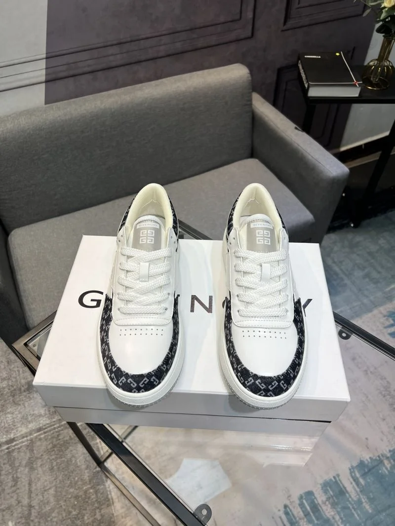 Chic Givenchy Shoes 4670