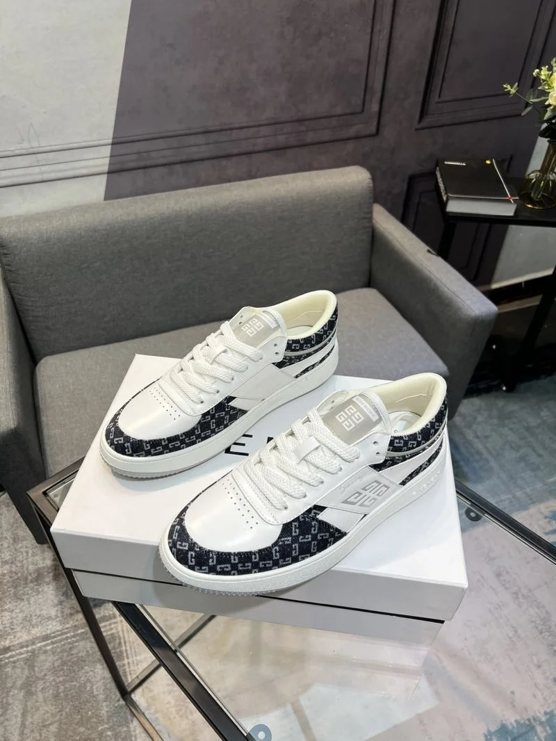 Chic Givenchy Shoes 4670