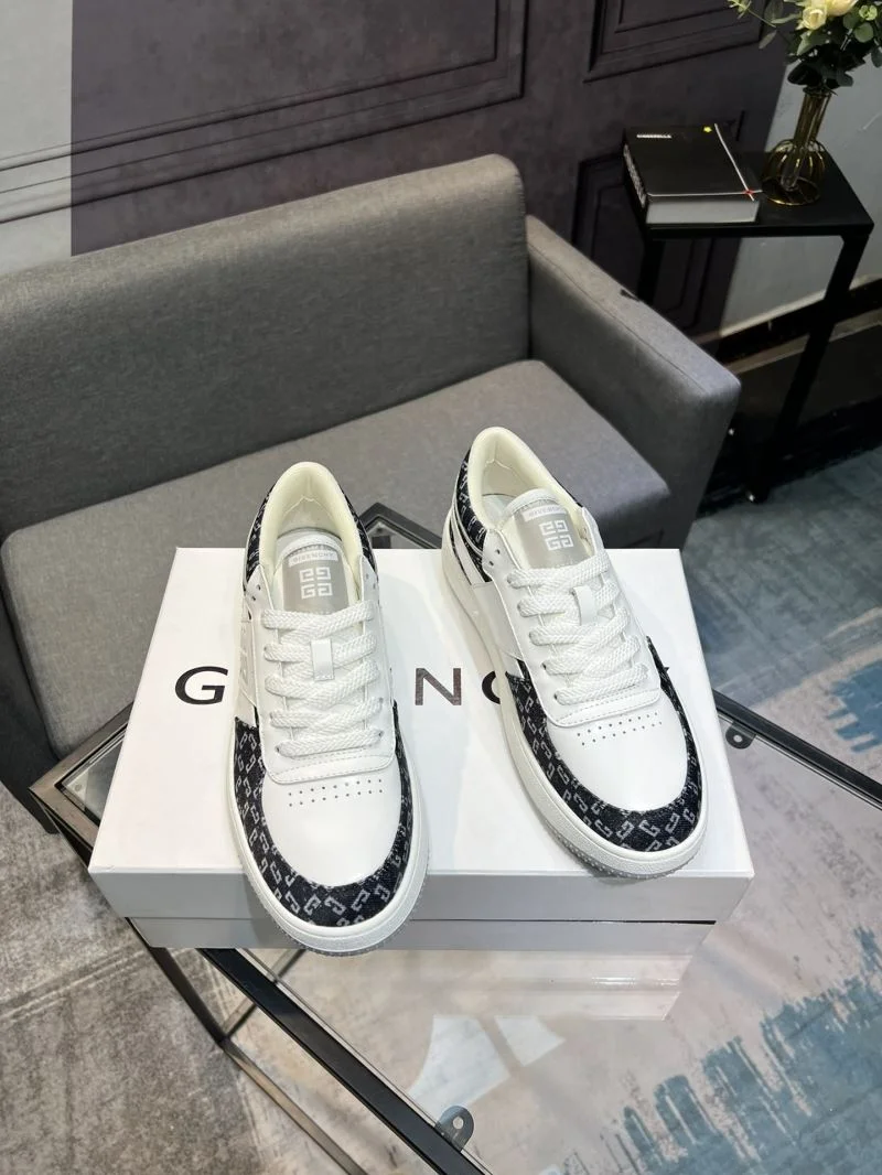 Chic Givenchy Shoes 4670