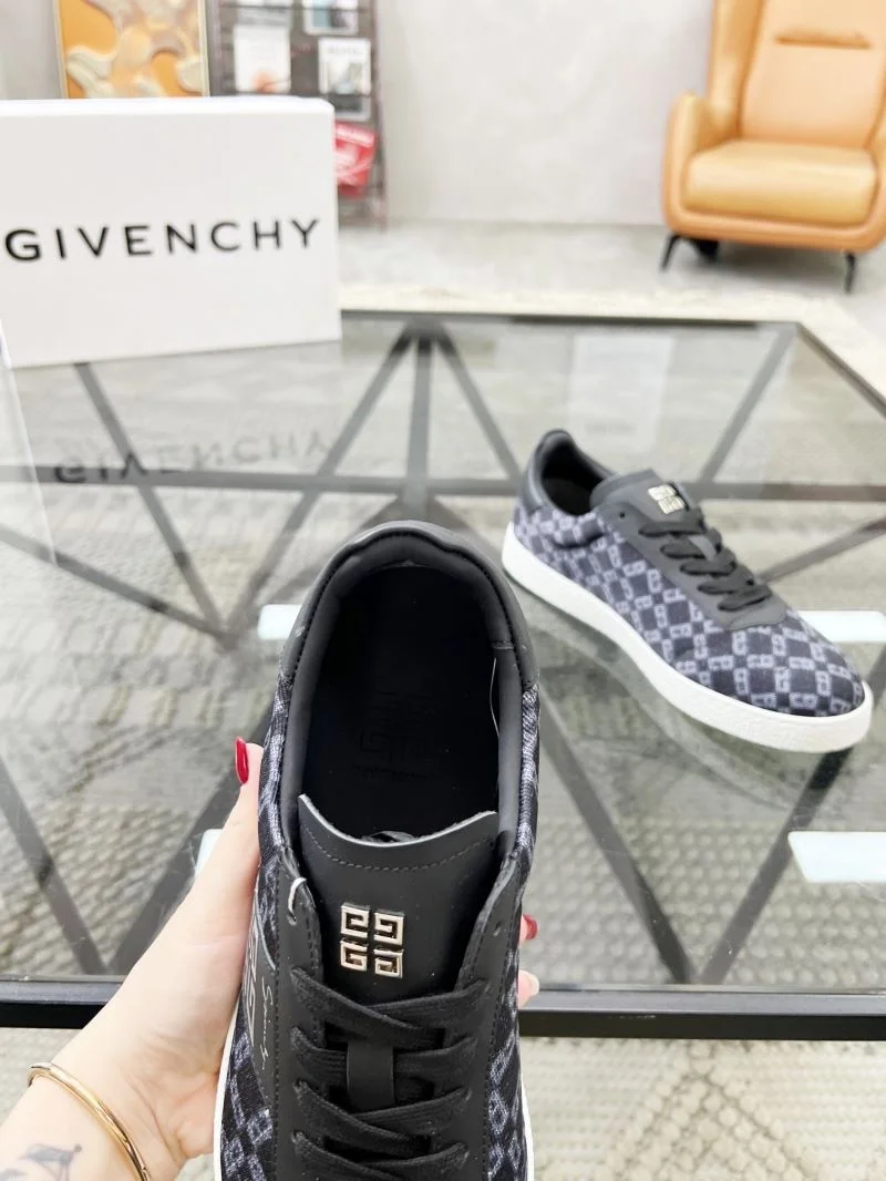 Classic Givenchy Shoes 4630