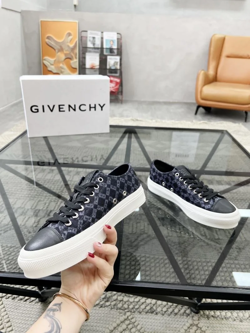 TechFriendly Givenchy Shoes 4791