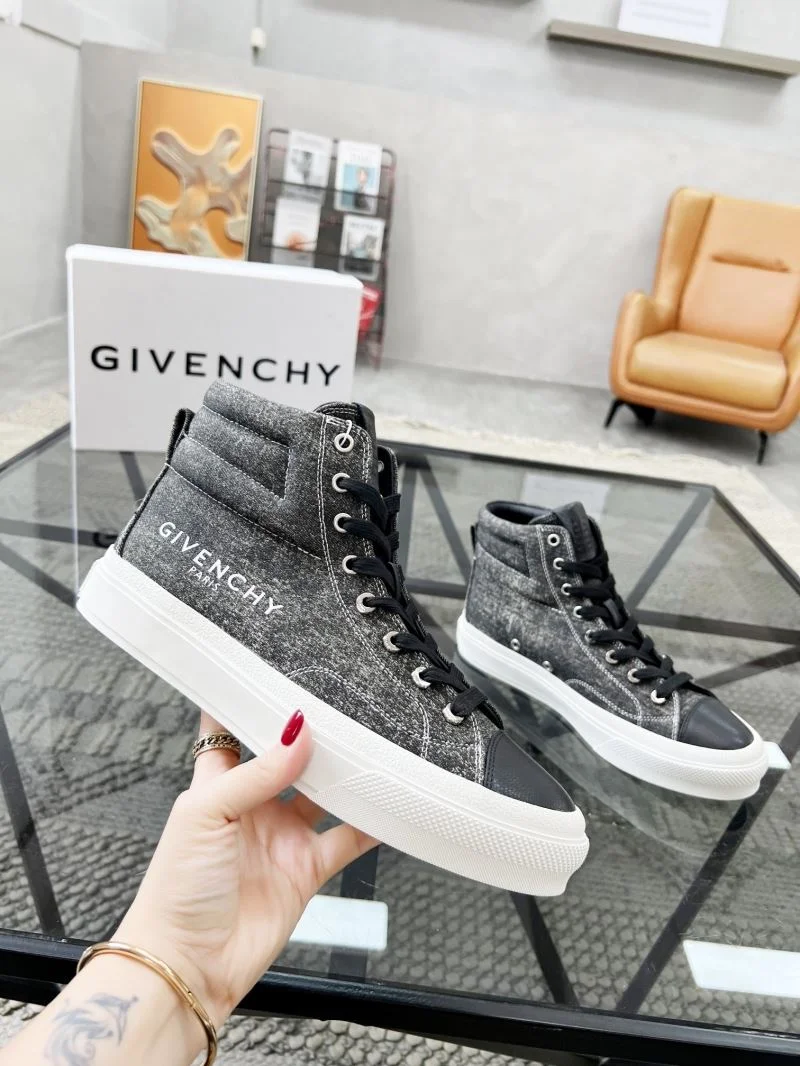 ComfortFit Givenchy Shoes 4624