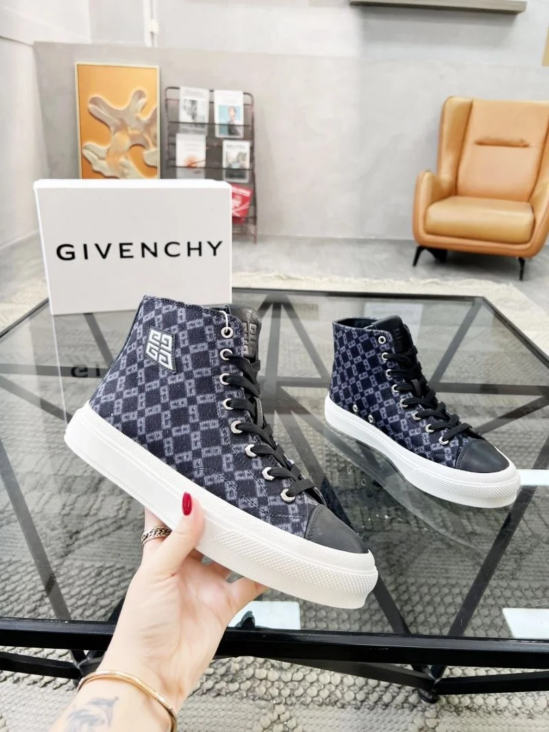 RelaxedFit Givenchy Shoes 4614