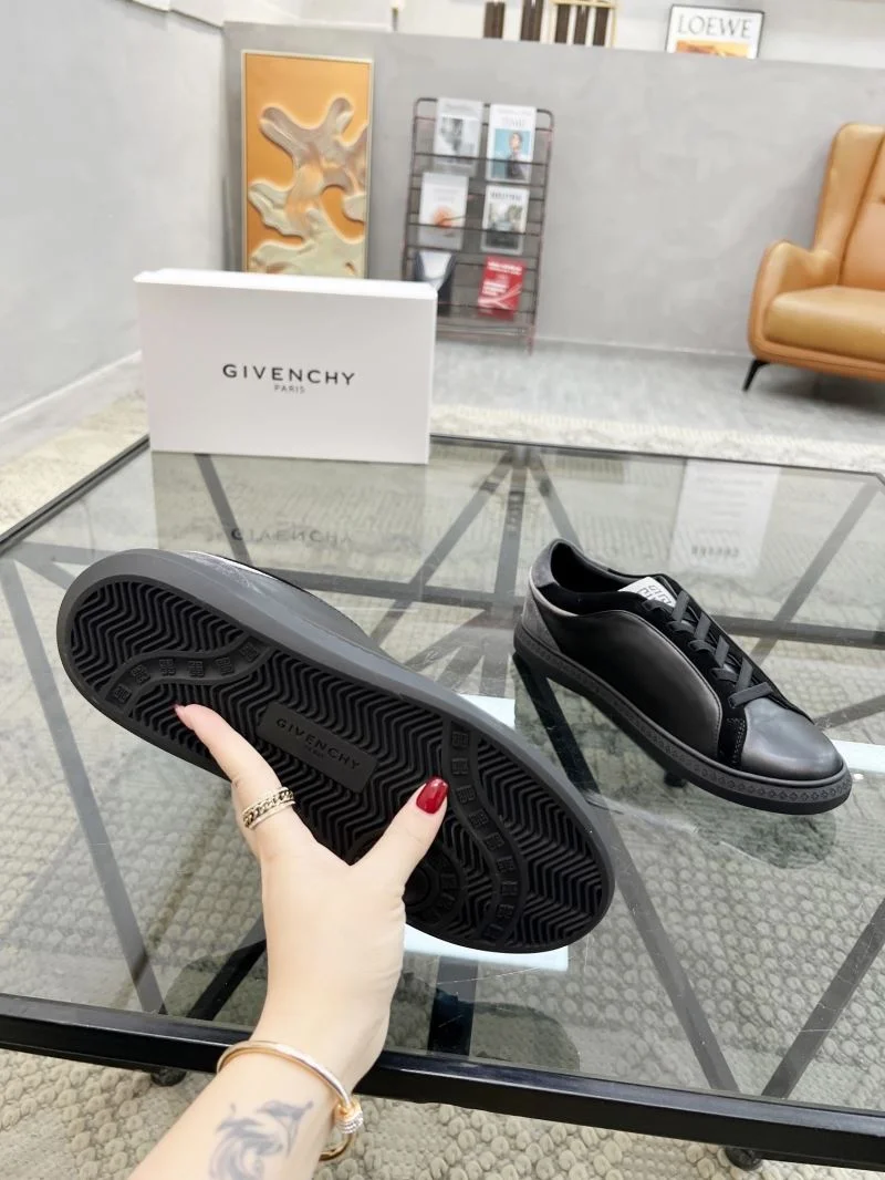 Givenchy Shoes Cozy 4600