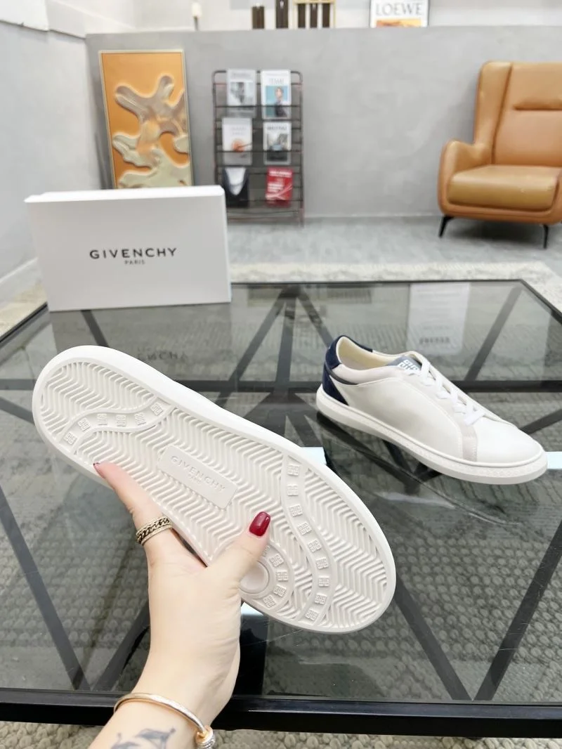 Givenchy Shoes TravelReady 4686