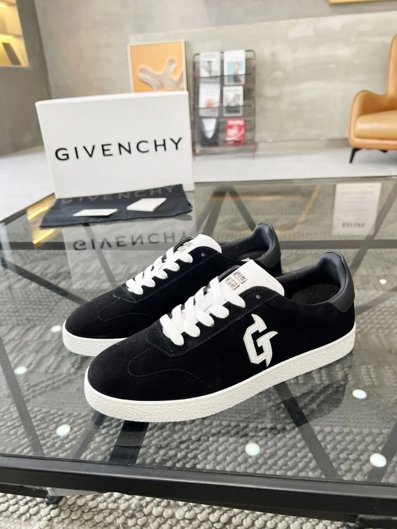 Compact Givenchy Shoes 4585