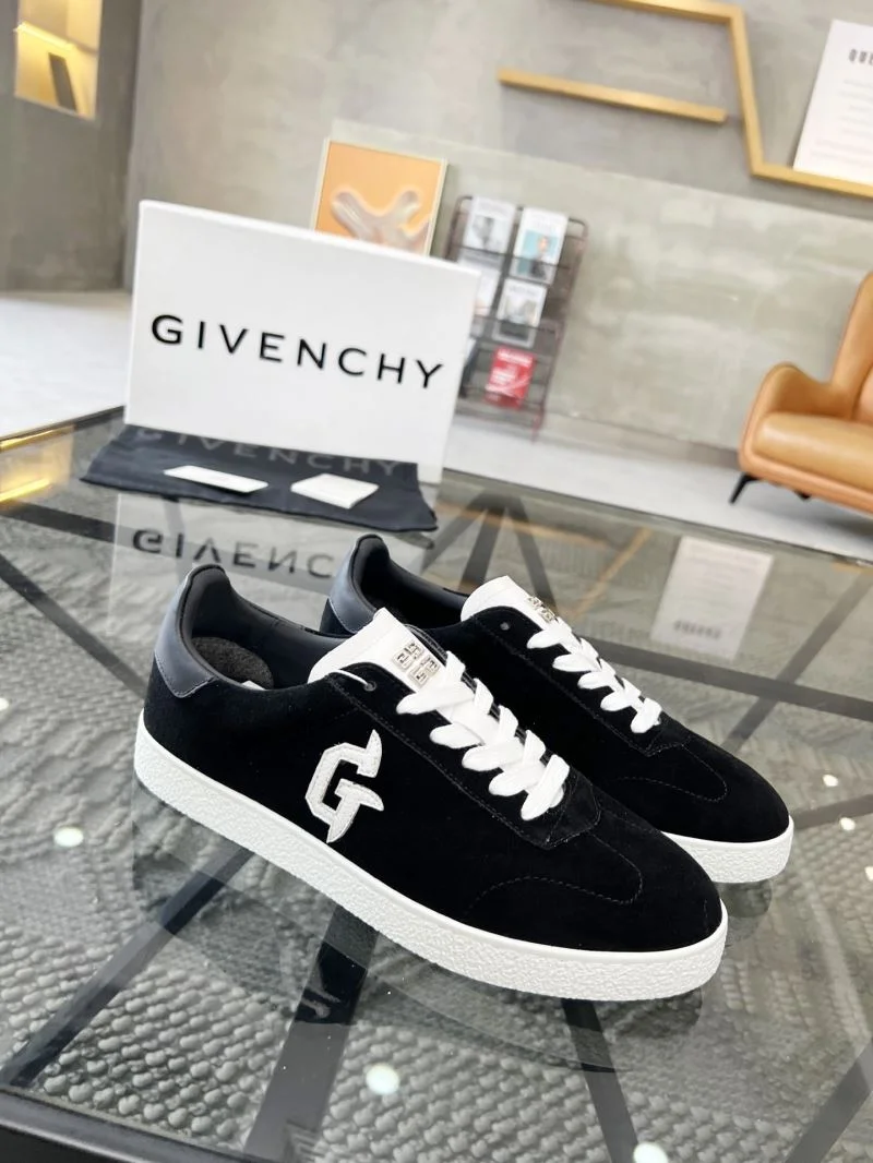 Compact Givenchy Shoes 4585