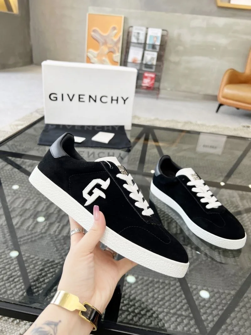 Compact Givenchy Shoes 4585