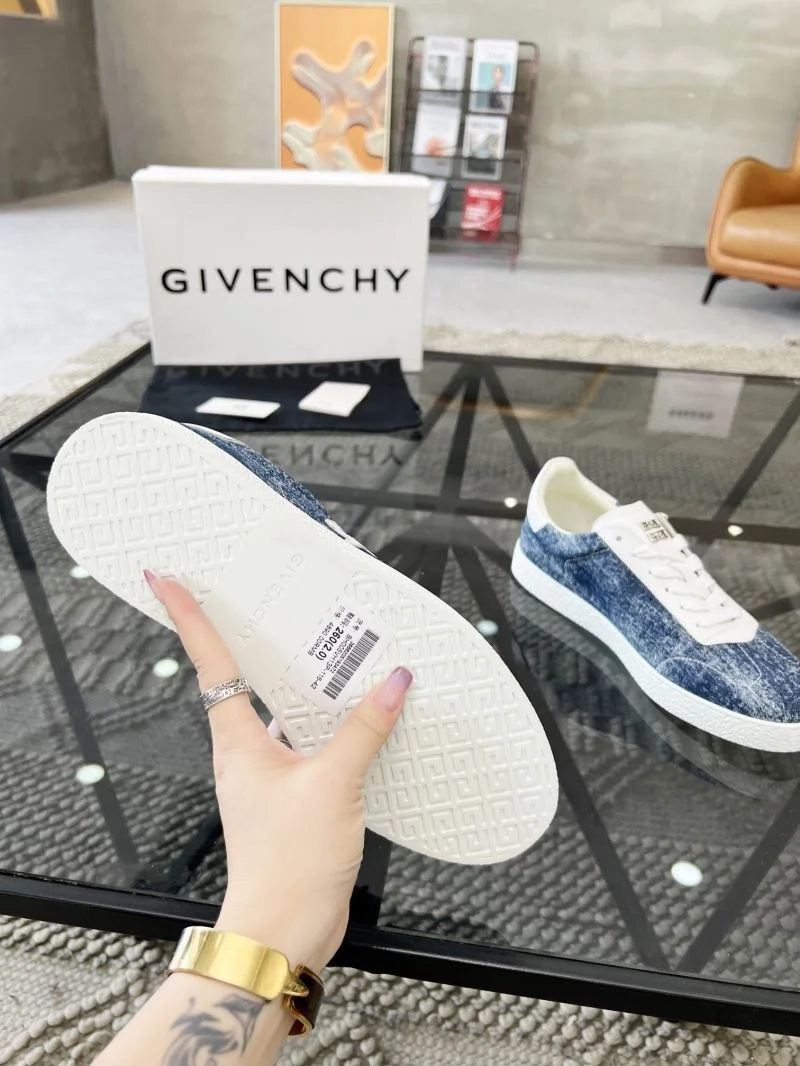 OdorResistant Givenchy Shoes 4588