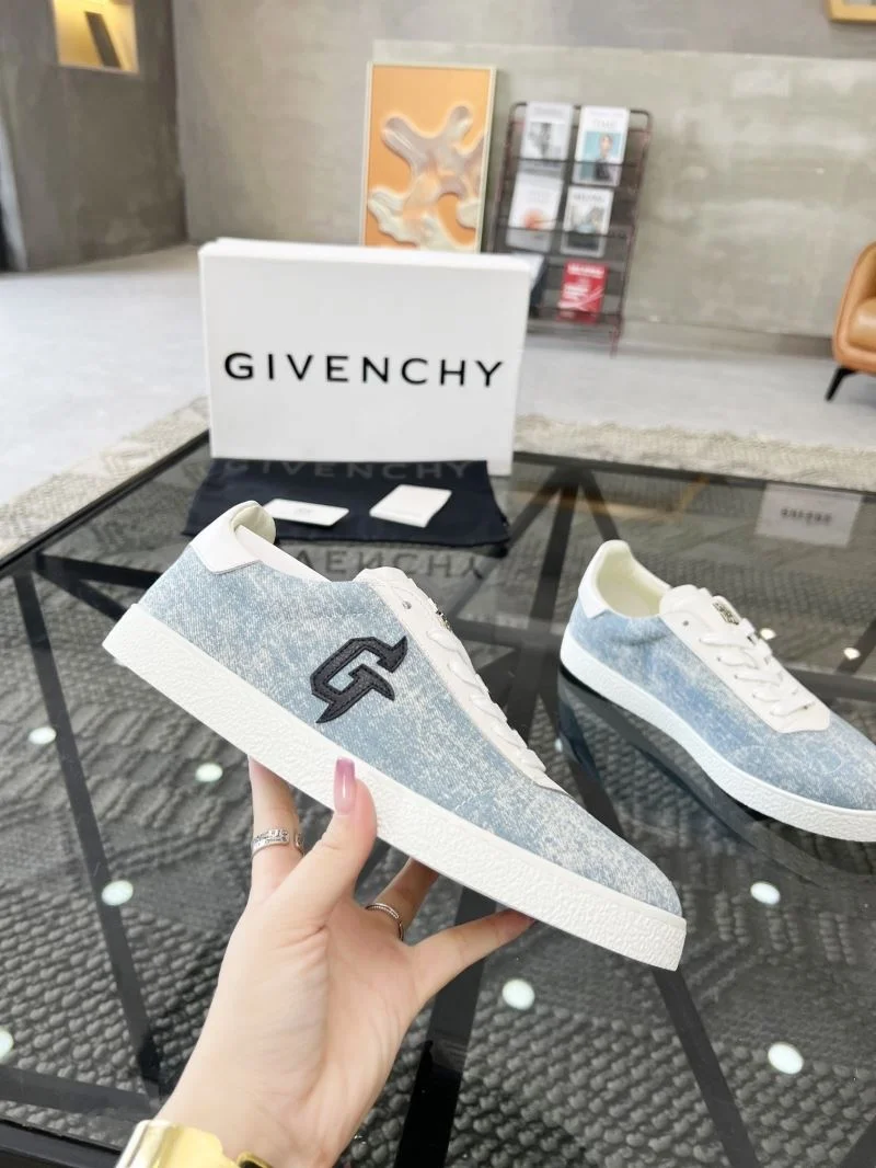 Givenchy Shoes GoAnywhere 4675