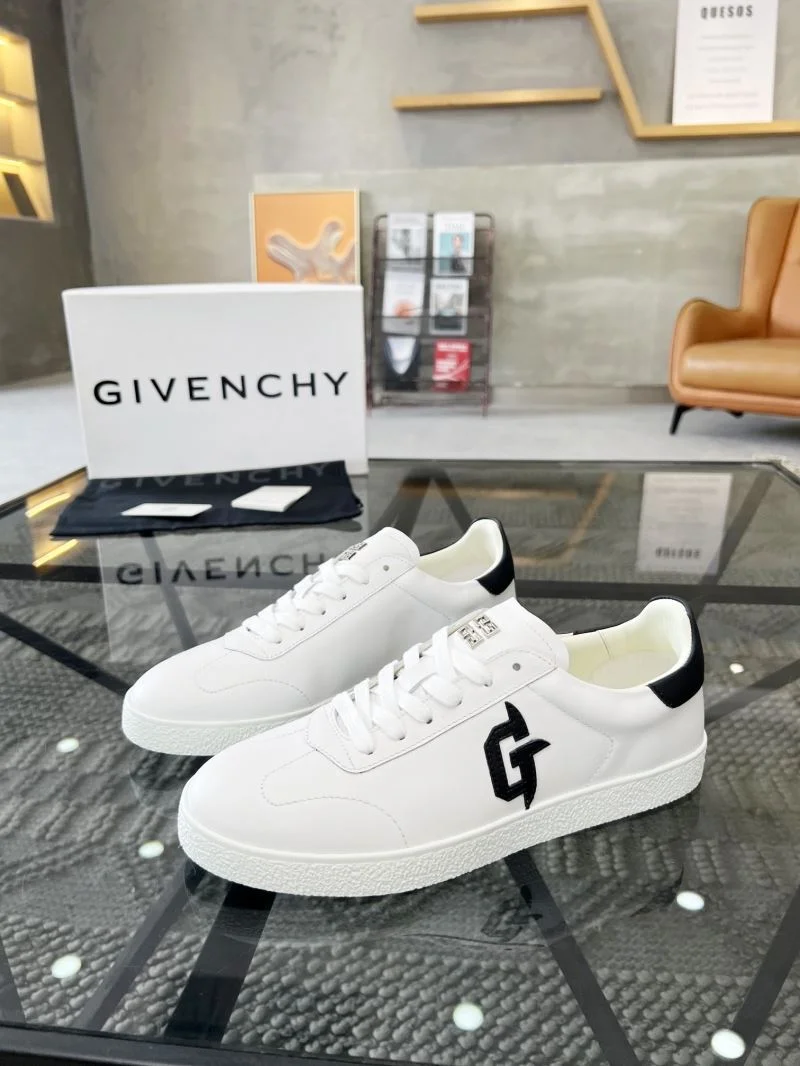 Givenchy Shoes Packable 4612