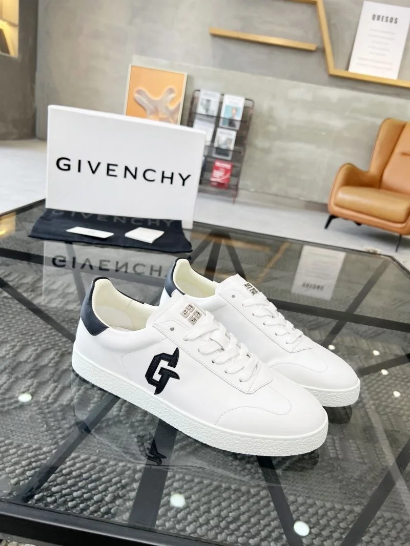 Givenchy Shoes Packable 4612