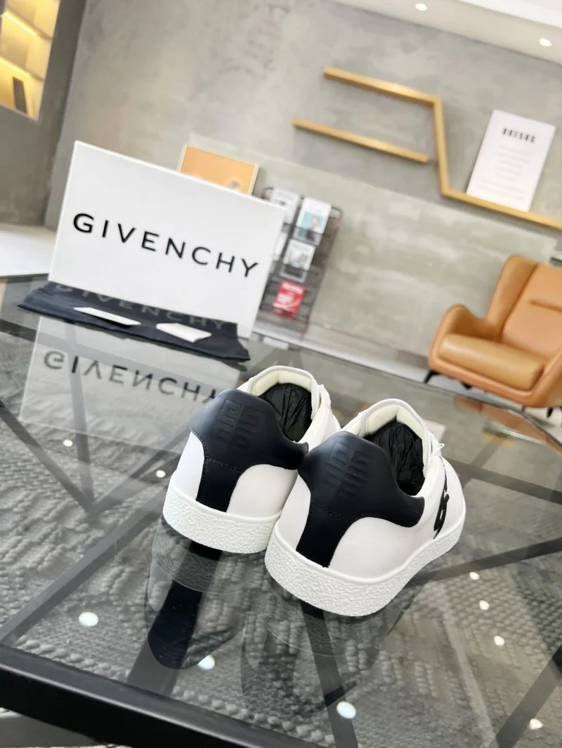 Givenchy Shoes Packable 4612