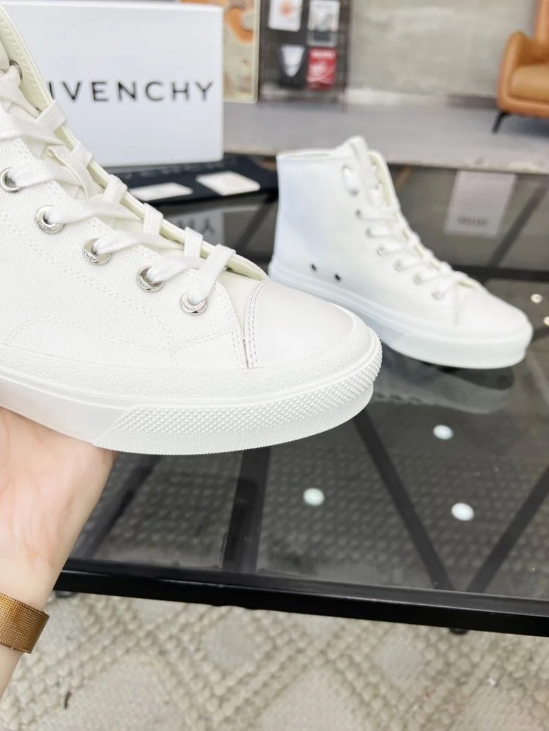 WrinkleFree Givenchy Shoes 4584