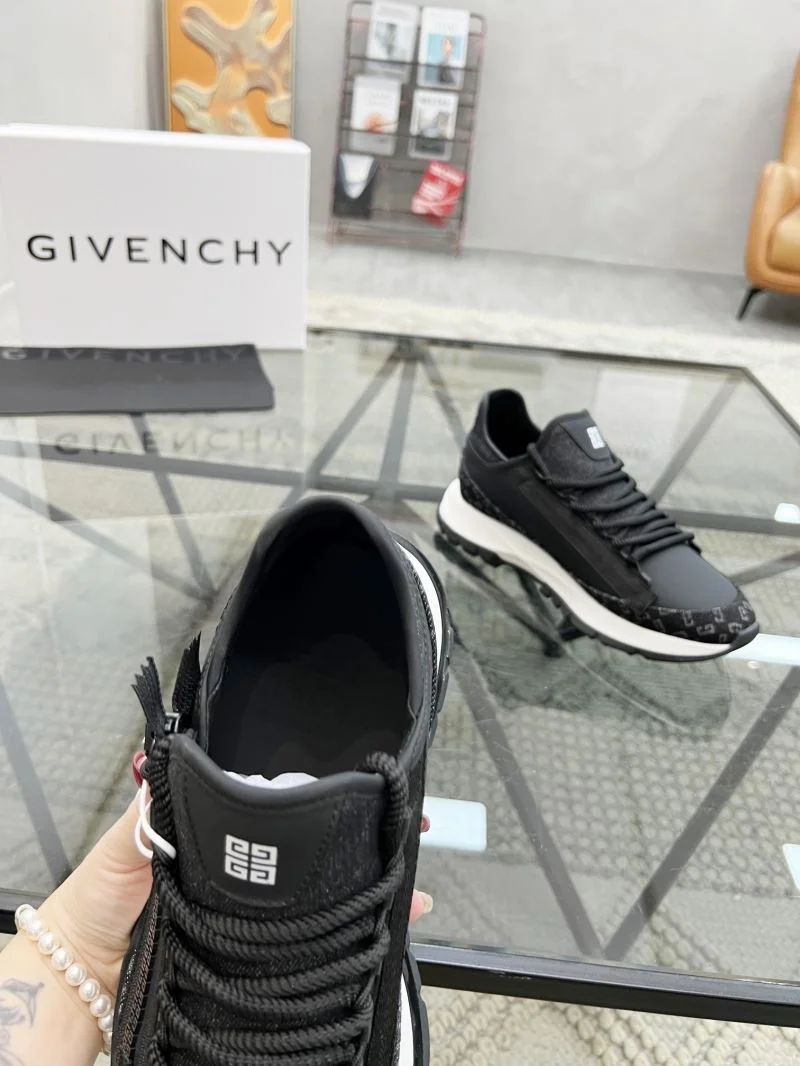 Givenchy Shoes Unisex 4562