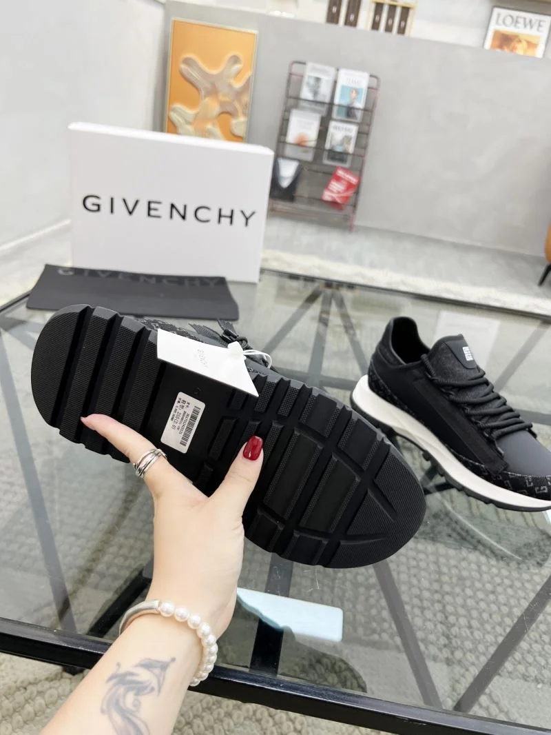 Givenchy Shoes Unisex 4562