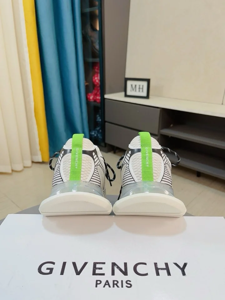 FreshLook Givenchy Shoes 4554
