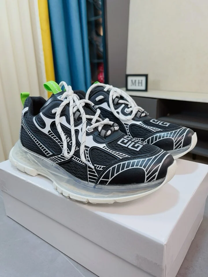 AllSeason Givenchy Shoes 4579