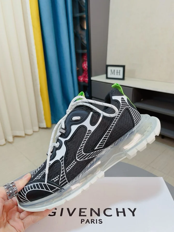 AllSeason Givenchy Shoes 4579