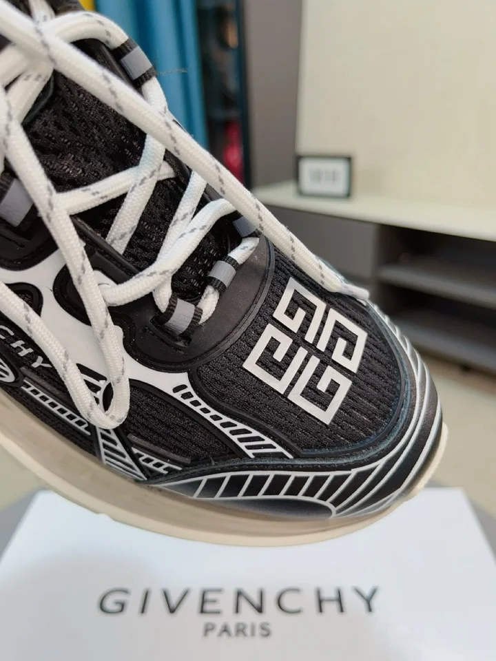 AllSeason Givenchy Shoes 4579