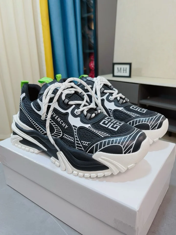 Comfortable Givenchy Shoes 4643