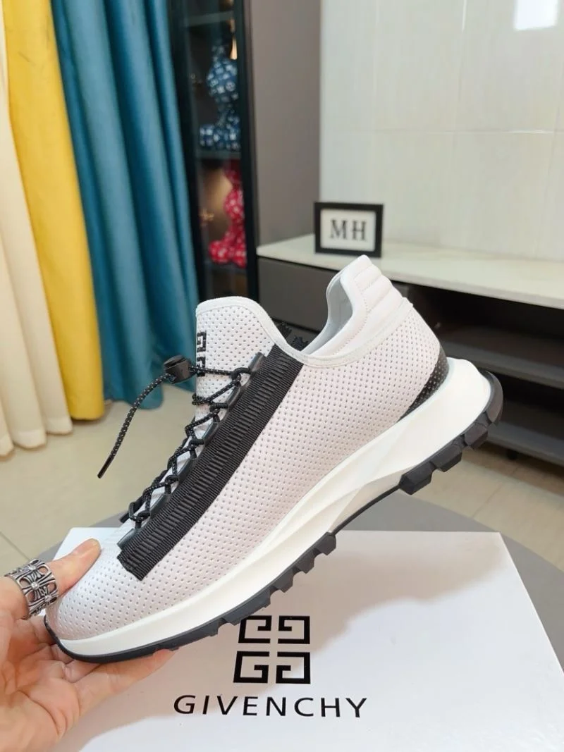 Givenchy Shoes Classic 4545