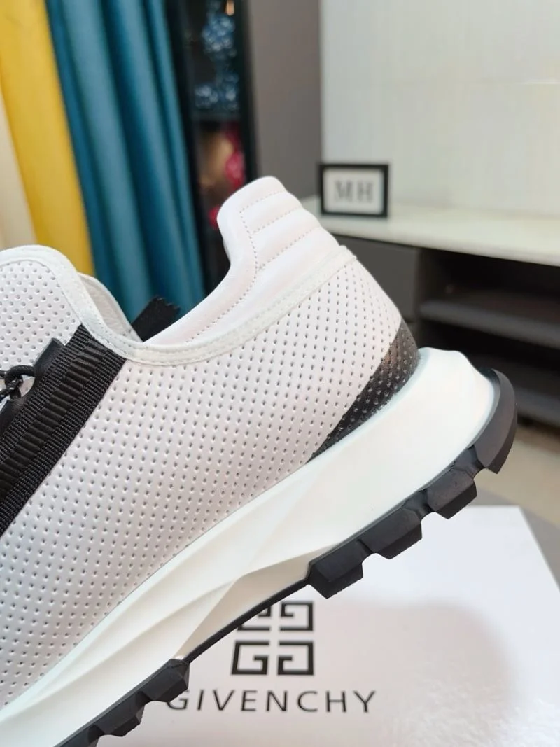 Givenchy Shoes Classic 4545