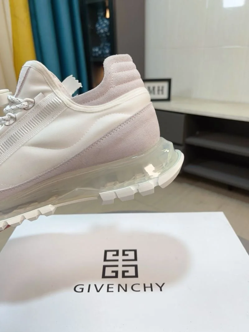 Chic Givenchy Shoes 4573