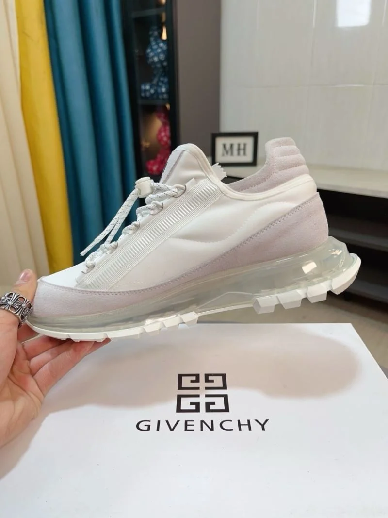 Chic Givenchy Shoes 4573