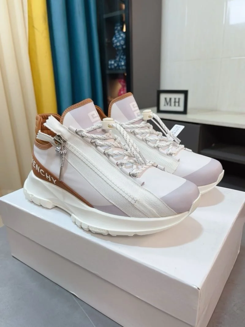 Givenchy Shoes WaterResistant 4542
