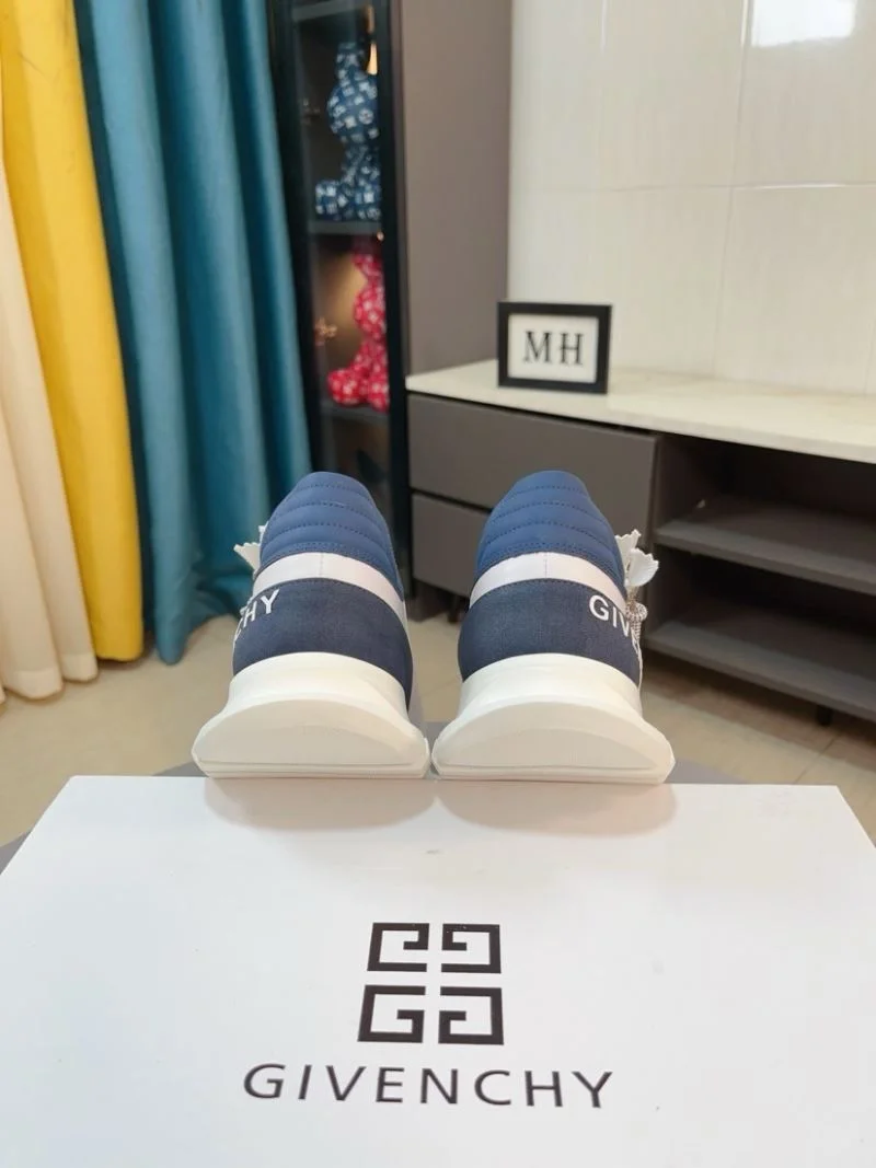 Givenchy Shoes FashionForward 4544