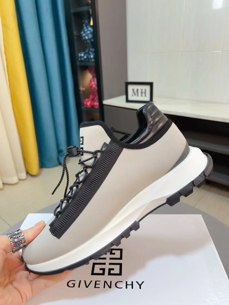 Givenchy Shoes UrbanChic 4540