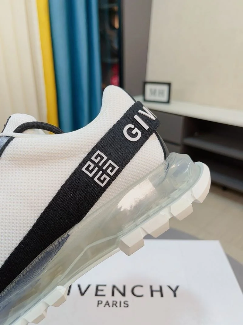 UrbanStyle Givenchy Shoes 4530
